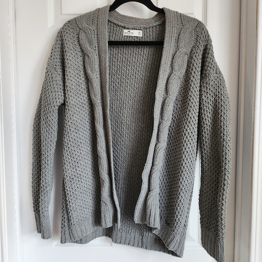 Hollister cozy grey chenille feel cardigan in xs